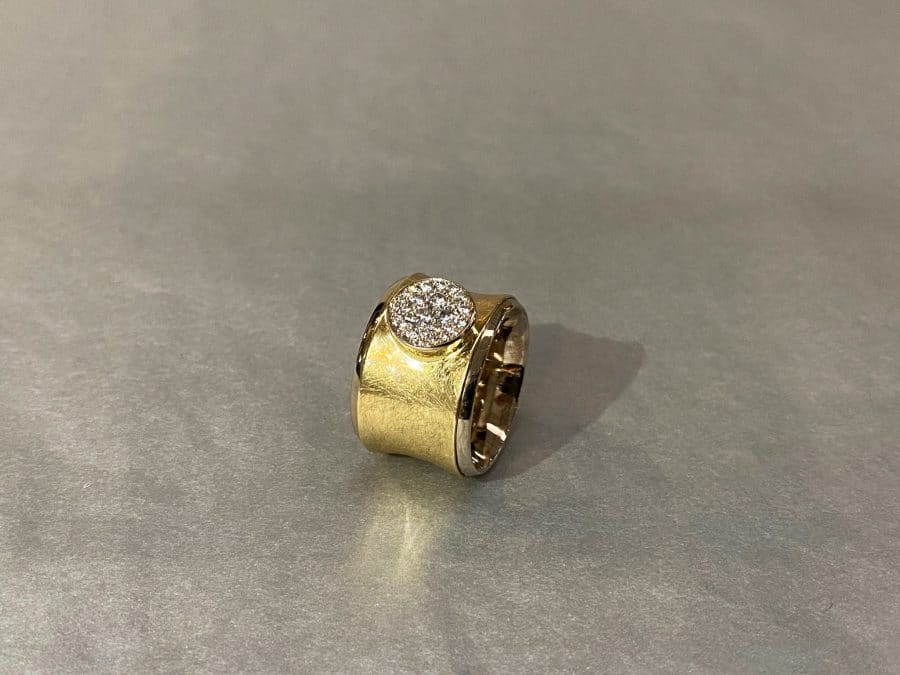 ring with diamonds